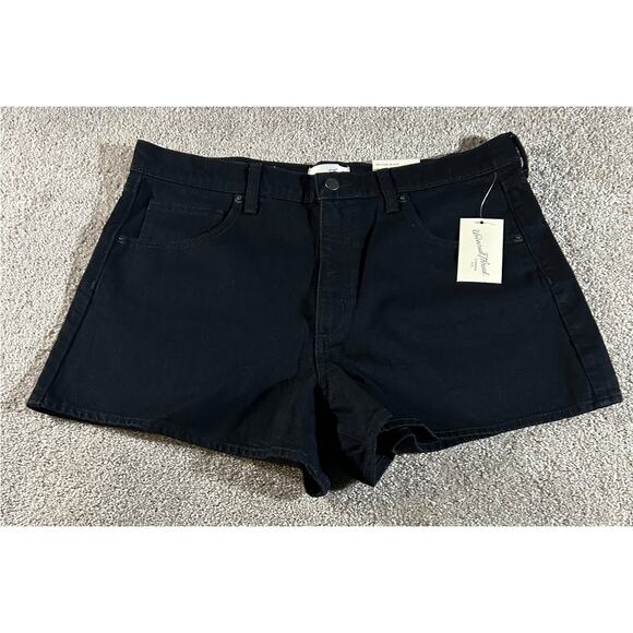 Universal Thread Black Women's Shorts - Picture 1 of 7